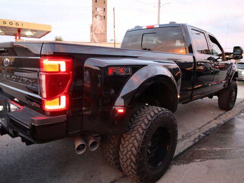 Used 2021 Ford F350 Lariat w/ Lariat Ultimate Package image 23