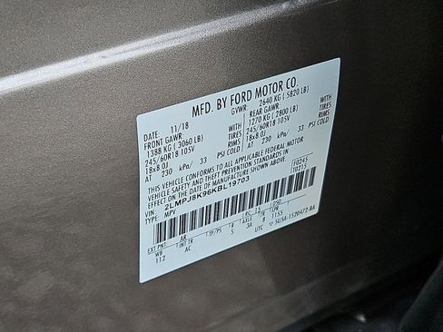 Used 2019 Lincoln Nautilus Select image 29