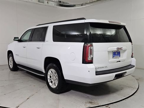 Used 2017 GMC Yukon XL SLE w/ HD Trailering Package image 4