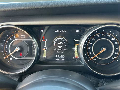 Used 2021 Jeep Wrangler Unlimited Sport image 12