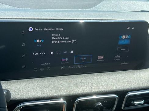 New 2026 Nissan Sentra SV w/ SV Convenience Package FWD image 32