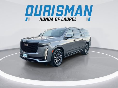 Used 2021 Cadillac Escalade ESV Sport w/ Driver Assist Tech Package image 4