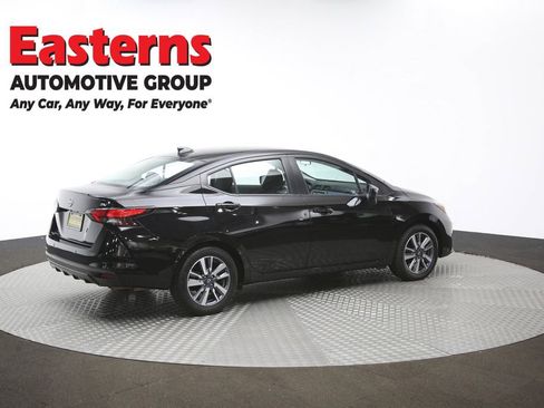 Used 2023 Nissan Versa SV image 41