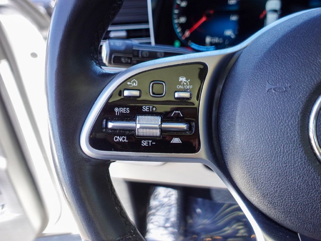 Used 2021 Mercedes-Benz GLS 450 4MATIC image 14