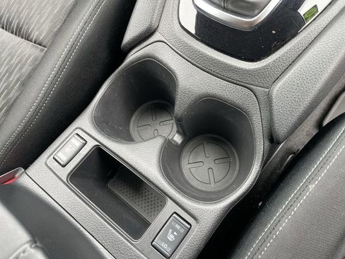 Used 2020 Nissan Rogue S w/ Special Edition Package image 27