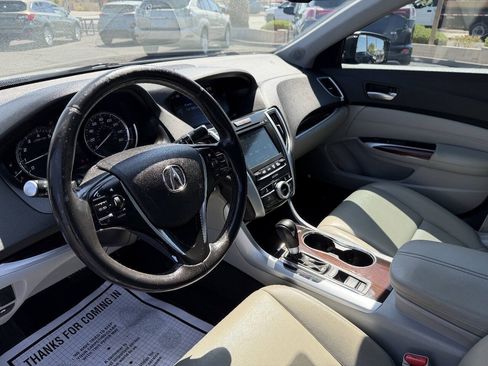 Used 2015 Acura TLX FWD image 9
