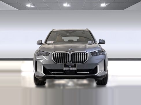 Used 2026 BMW X5 sDrive40i w/ Premium Package RWD image 6