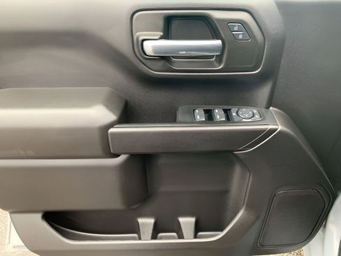 Used 2024 Chevrolet Silverado 1500 Custom w/ Turbomax Blackout Package image 11