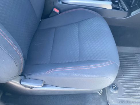 Used 2022 Toyota Tacoma SR5 image 23