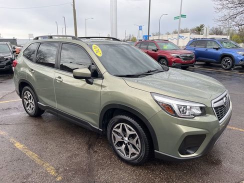 Used 2020 Subaru Forester Premium w/ Popular Package #1 image 3