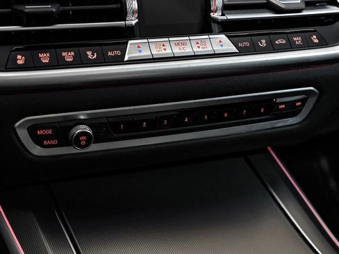 Used 2021 BMW X5 M50i w/ Executive Package AWD/4WD image 31