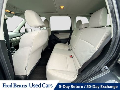 Used 2017 Subaru Forester 2.5i Premium image 25