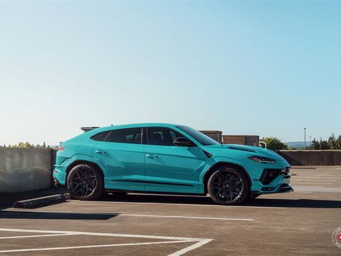 Used 2024 Lamborghini Urus S AWD/4WD image 16