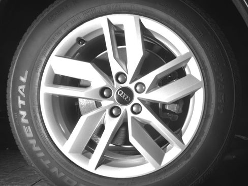 Used 2024 Audi Q5 2.0T Premium AWD/4WD image 15