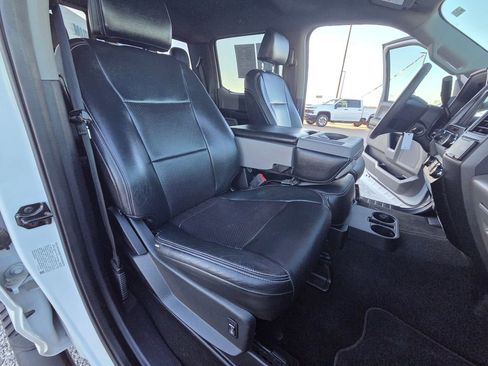 Used 2020 Ford F250 XL w/ STX Appearance Package image 33