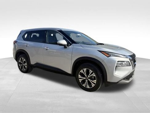 Used 2021 Nissan Rogue SV AWD/4WD image 1