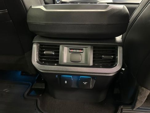 Certified 2025 Ford F150 Platinum w/ FX4 Off-Road Package image 16