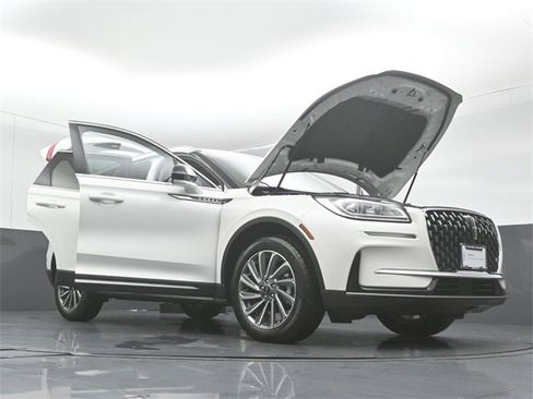 Certified 2023 Lincoln Corsair Reserve w/ Towing Package image 53