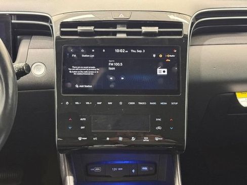 Used 2022 Hyundai Tucson Limited AWD/4WD image 10