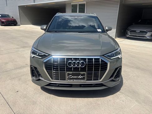 Certified 2025 Audi Q3 2.0T Premium w/ Convenience Package AWD/4WD image 2