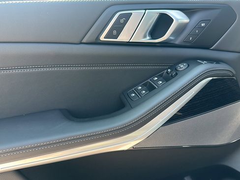 New 2026 BMW X5 sDrive40i w/ M Sport Package image 13