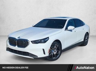 Used 2024 BMW i5 eDrive40i w/ M Sport Package RWD video 1