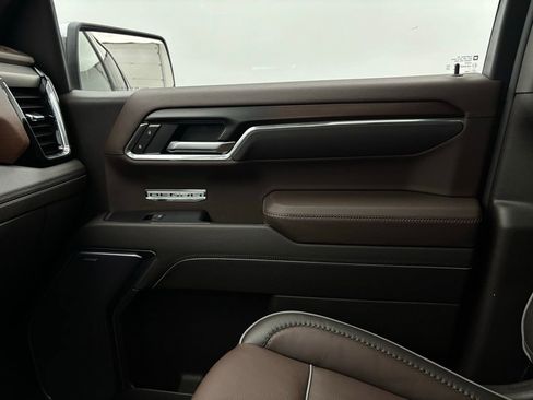 New 2026 GMC Sierra 1500 Denali w/ Denali Reserve Package image 46