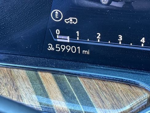 Used 2022 Cadillac Escalade ESV Sport Platinum w/ Heavy-Duty Trailer Package image 25