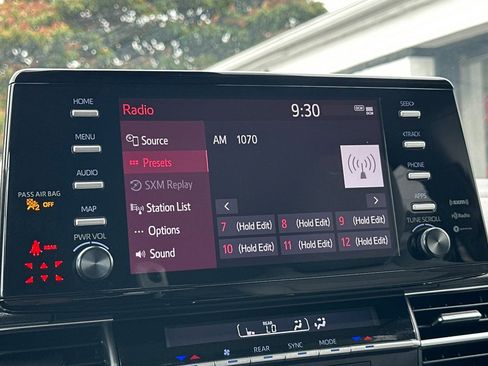 Used 2023 Toyota Sienna LE image 20