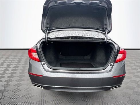 Used 2018 Honda Accord Touring image 27