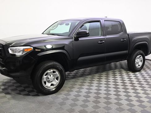 Used 2023 Toyota Tacoma SR AWD/4WD image 2