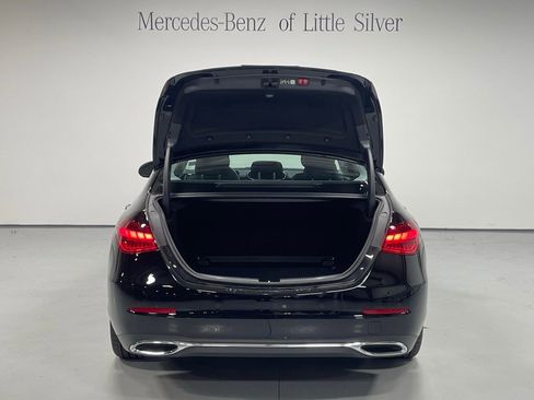 Used 2025 Mercedes-Benz C 300 4MATIC Sedan image 5