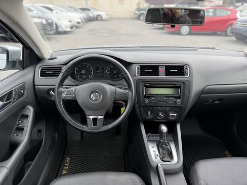 Used 2012 Volkswagen Jetta SE image 10