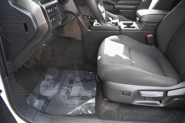 Certified 2025 Toyota 4Runner SR5 AWD/4WD image 15