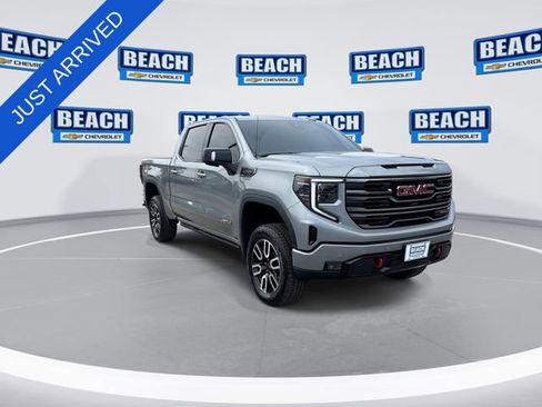Used 2024 GMC Sierra 1500 AT4 w/ Technology Package AWD/4WD image 2