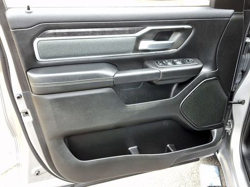 Used 2022 RAM 1500 Big Horn AWD/4WD image 12