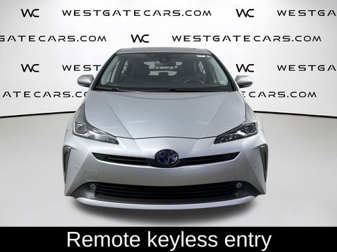 Used 2022 Toyota Prius XLE w/ Premium Convenience Package image 2