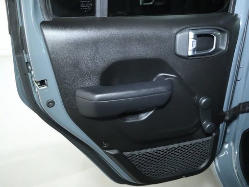 Used 2024 Jeep Wrangler Unlimited Sport AWD/4WD image 13