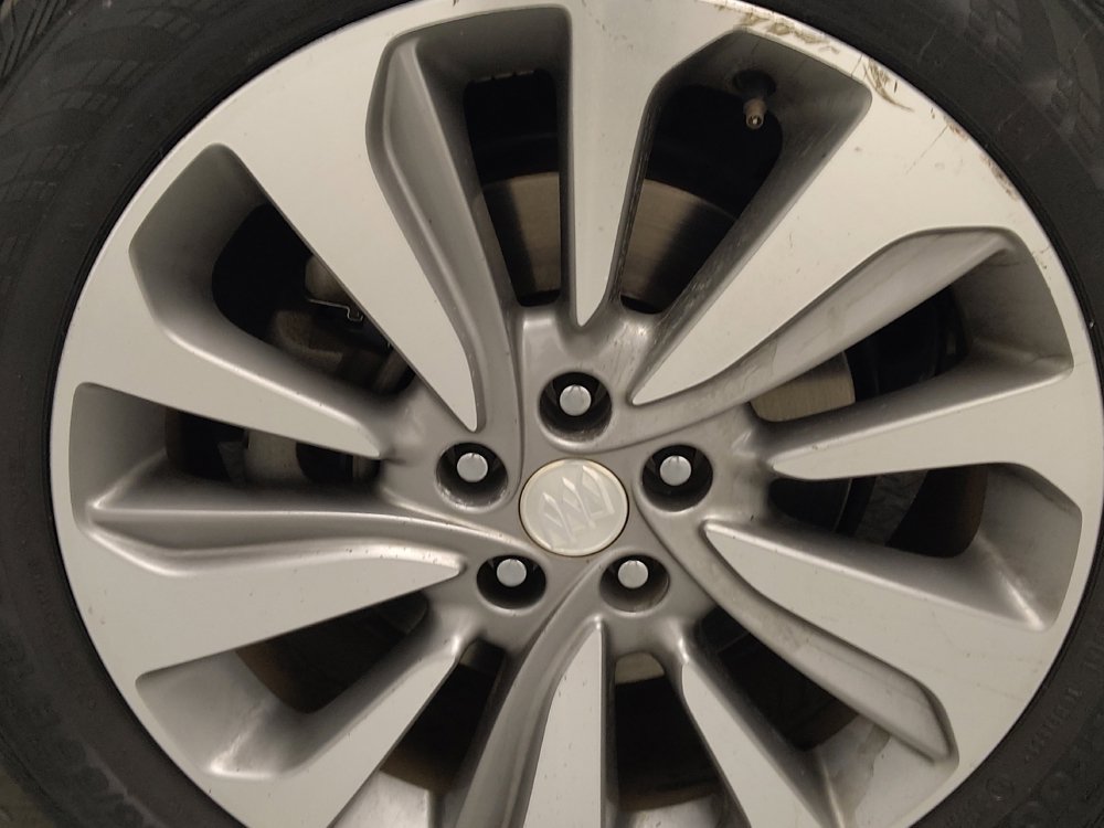 Used 2020 Buick Encore Preferred w/ Safety Package FWD image 31