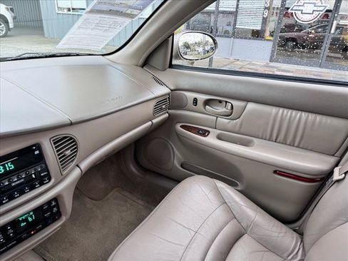 Used 2002 Buick Century Limited w/ Limited Edition Pkg FWD image 11