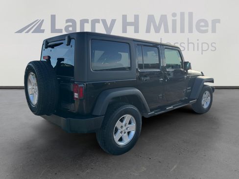 Used 2018 Jeep Wrangler Unlimited Sport S image 5