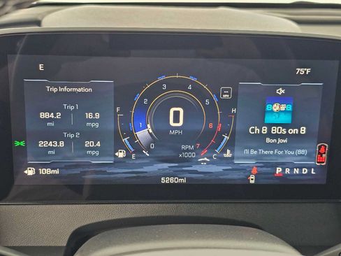 Used 2026 Chevrolet Traverse LT FWD image 25