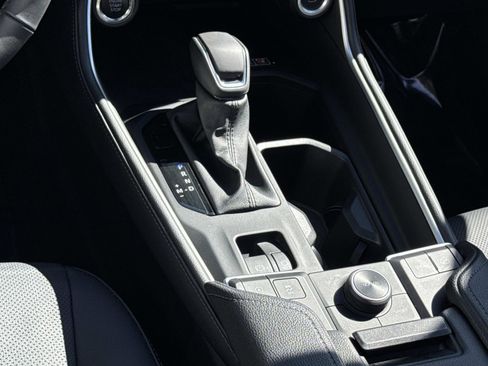 Used 2025 Toyota Grand Highlander AWD image 5