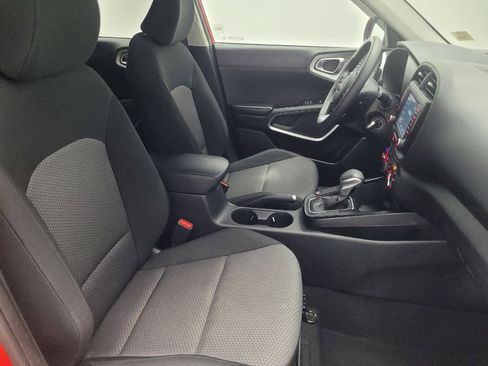 Used 2020 Kia Soul LX image 21