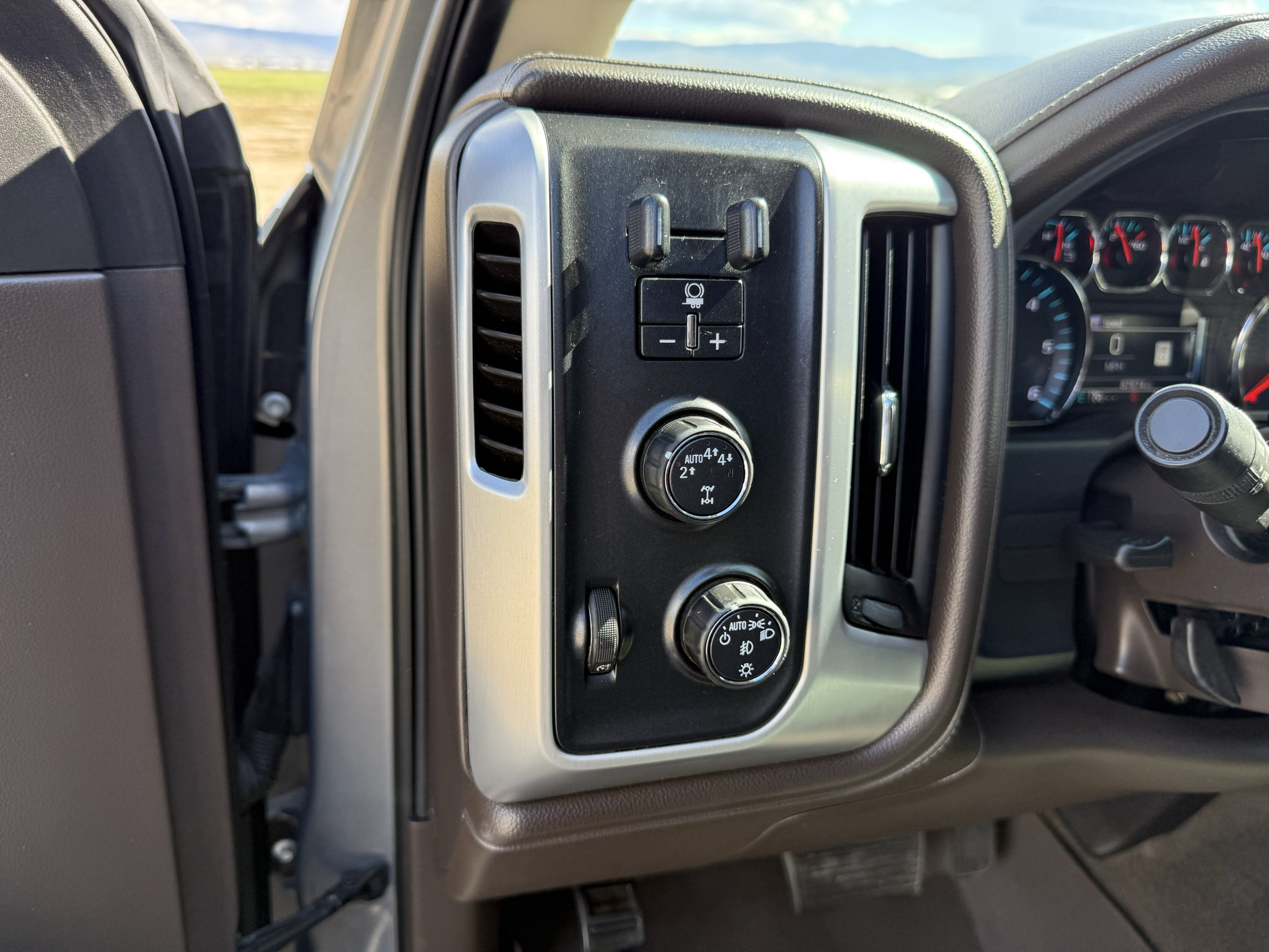 Used 2017 GMC Sierra 1500 SLT w/ SLT Premium Package AWD/4WD image 20