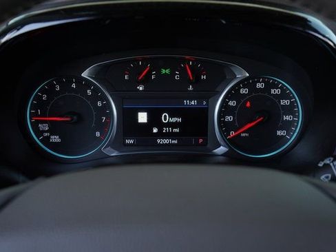 Used 2020 Chevrolet Traverse LT w/ LT Premium Package image 17