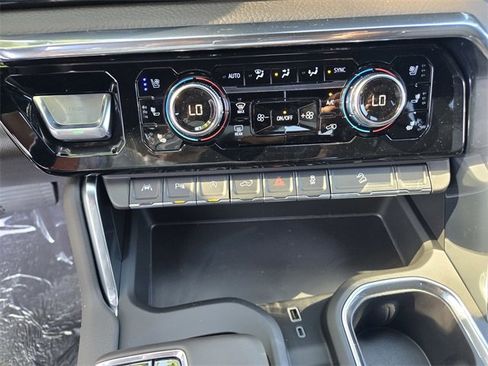 New 2026 GMC Sierra 1500 Denali w/ Denali Reserve Package image 16