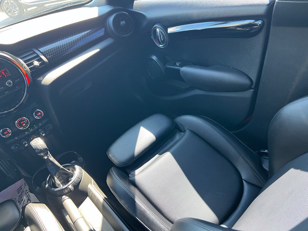 Used 2016 MINI Cooper S FWD image 11