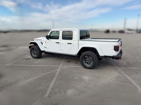 New 2026 Jeep Gladiator Mojave image 7