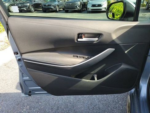 Used 2021 Toyota Corolla SE FWD image 10